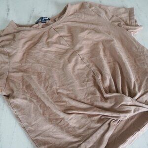 Cropped Tan T Shirt Size M